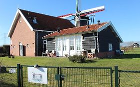 Landelijk slapen bij molen in Ovezande